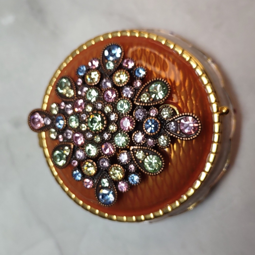 Joan Rivers "Hidden Treasures" Trinket Box W/Brooch & Earrings